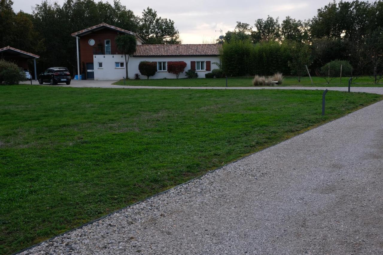 Bed and Breakfast La Planette Aussonne Esterno foto